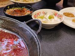 -沸炉重庆老火锅(军事博物馆店)