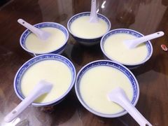 -周大娘牛乳(旧寨古村总店)