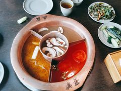 -滇釜火锅·能喝汤的火锅(车公庄店)