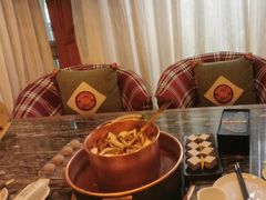 -慢丽江·云南野生菌土鸡锅(付家庄店)