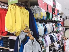 -优衣库(上海金桥国际商业广场店)