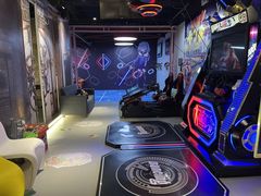 -VR+乐园·VR电竞·家庭亲子·密室逃脱·轰趴团建