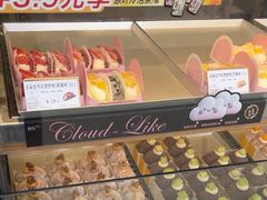 -85度C(生甜甜圈研究工坊·上海平凉店)