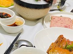 -红鼎豆捞·非遗鲍皇汤火锅(宝丰路店)