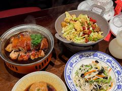 南京烤鸭-古都历食南京菜·烤鸭·鸭血粉丝·汤包(南京博物院店)