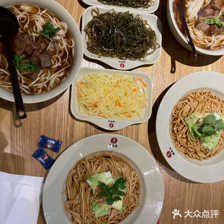 因为有事另外一个人去买别的东西 面放坨了