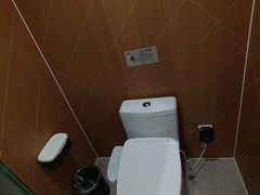 -飘HOME连锁酒店(北京将台地铁站798艺术区店)