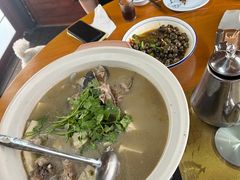 -芦茨金富饭庄·25年老字号·专做稻草鸡