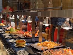 -亚龙湾希尔顿自助餐厅·海鲜·烧烤·沙滩BBQ·现场乐队