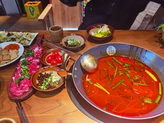 -贵厨酸汤牛肉(花果园国际中心店)