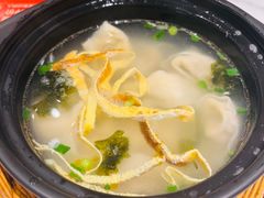 -馋三尺蟹粉小笼(人民广场店)