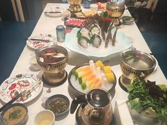 -靓海海鲜火锅(水上湖边观景店)