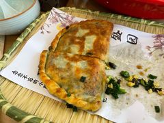 三鲜韭菜盒-双盛园里的妈妈菜(五一广场店)
