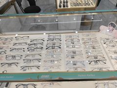 -世纪大明眼镜·林德伯格·蔡司官方授权店(武昌旗舰店)