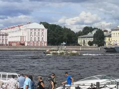 -阿芙乐尔号巡洋舰