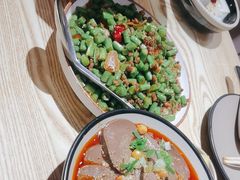 -叁煨蹄花·下饭盐帮菜(人民广场店)