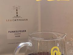 -YECLIP COFFEE黄色回形针咖啡