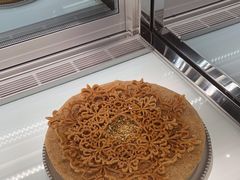 -潮一不贰·法式甜品·生日蛋糕·西式简餐(外滩店)