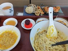 -百年老字号·观振兴蟹黄面·三虾面·苏式面(观前街富仁坊巷店)