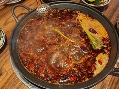 -旧街市鲜货老火锅(大光路店)