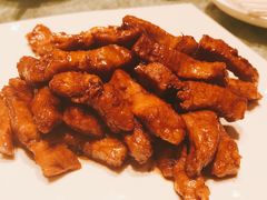 香煎牛肉粒-花城苑广府菜(侨鑫店)