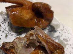金牌乳鸽-麒茗餐厅·粤菜·宴会厅·海鲜(锦绣路店)