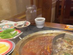 -沸炉重庆老火锅(军事博物馆店)