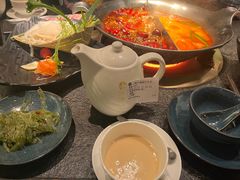 -湊湊火锅·茶憩(打浦桥日月光店)