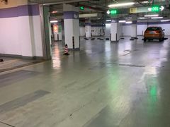 -联洋广场-停车场