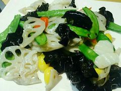 -宏记广东客家菜(丰汇店)