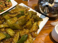 -渔记熏肉大饼