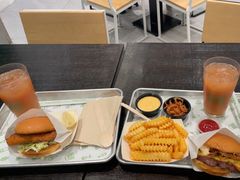 经典香草巧克力奶昔-Shake Shack(天环店)
