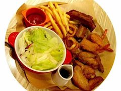 -必胜客(WOW贺州灵峰店)