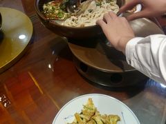 -那家老院子东北菜·饺子·小鸡炖蘑菇(艳华街店)