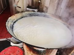 -云南大锅豆浆店