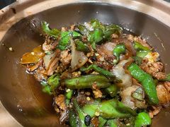 碾辣椒炒肉-吃饭皇帝大土家民族菜(正大广场店)