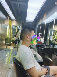 -不迫先生专业男士剪发