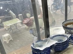 -秦镇西街老四米皮专卖店(自强西路店)