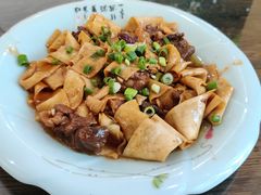 -壹阁胡羊焖饼(特色小吃街店)