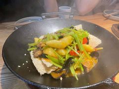 一个锅巴和时蔬-薇酌饮·陕西菜(南门外店)