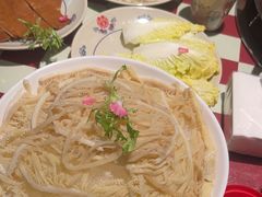 -赵美丽重庆火锅(西安直营总店)