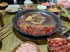 -黄潇洒老火锅(九眼桥宏济巷店)