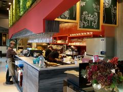 -见面聊 CAFE 行善店