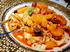 阿里疆大盘鸡-阿里疆Alijiang·丝路美食·异域风情·清真(长楹天街店)