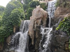 -燕塞湖鸟语林景区