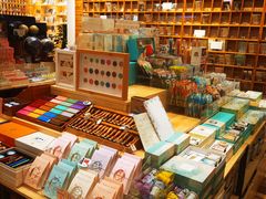 -猫的天空之城概念书店(印象城购物中心店)