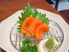 -8PINTS八品脱·日料·烧鸟·精酿小酒馆(莘庄店)