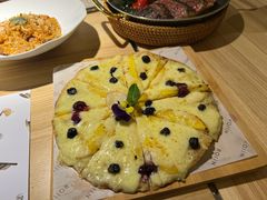 榴莲蓝莓薄饼披萨-ROIIN用心(杭州首店)