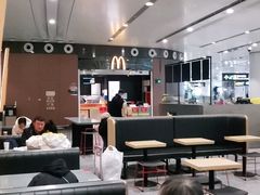 大堂-麦当劳(北京大兴机场二层国内到达(安检外)店)