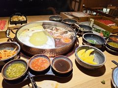 -礼舍·和牛火锅·烤肉·料理餐厅(华茂店)